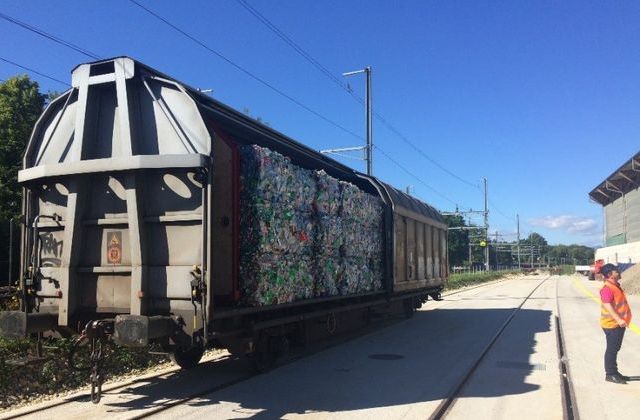 Transport ferroviaire PET